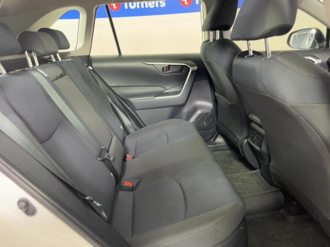 Photo '20' of Toyota Rav4