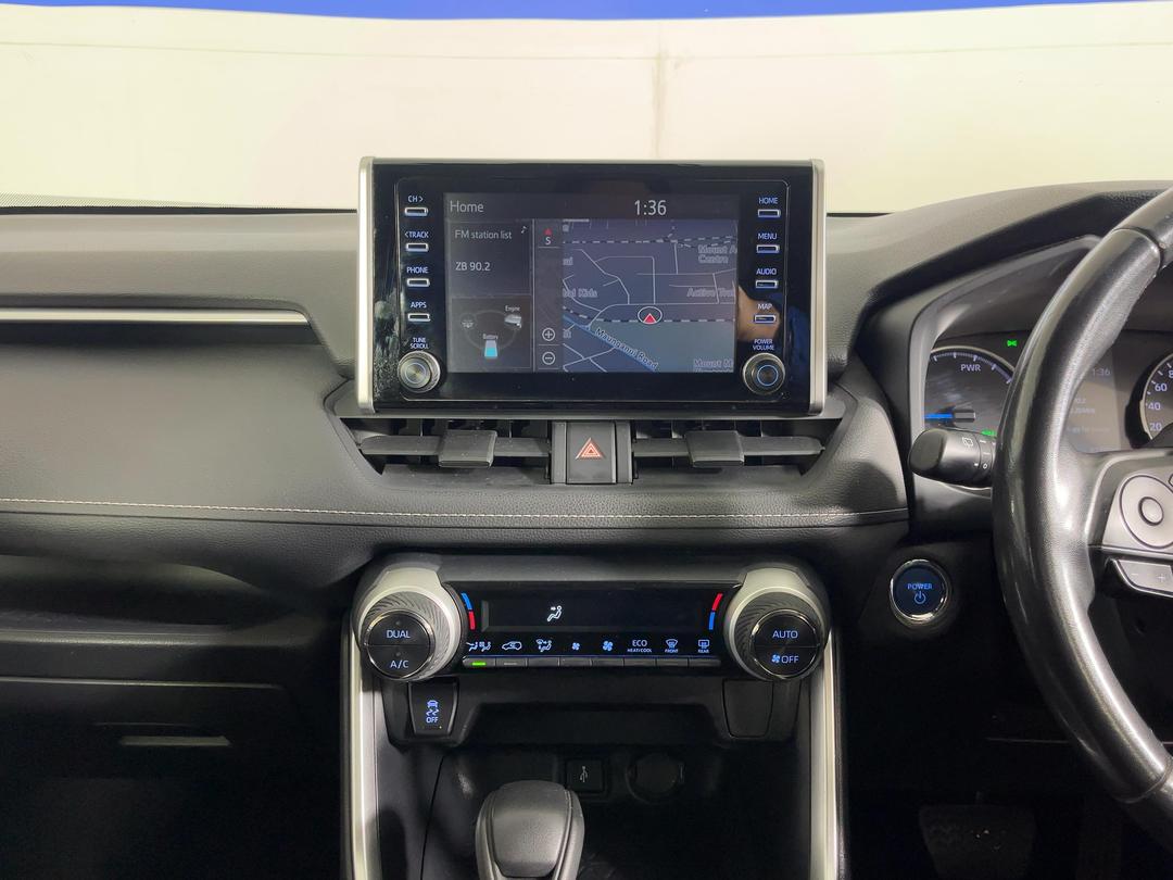 Photo '18' of Toyota Rav4