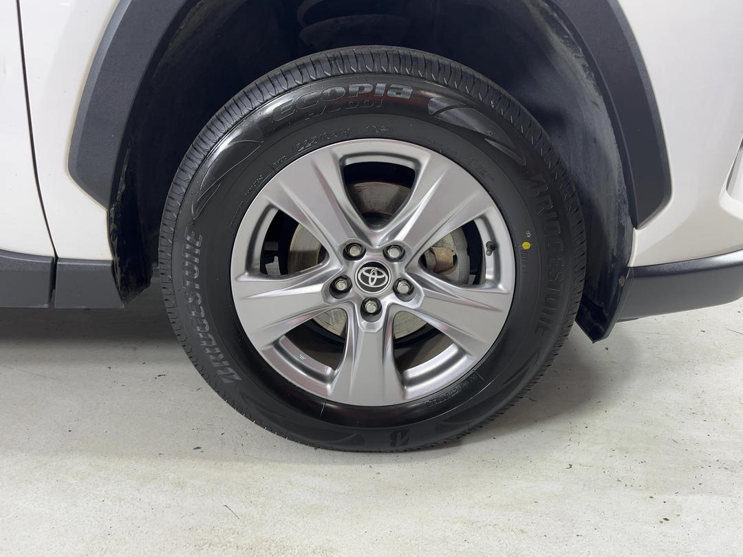 Photo '9' of Toyota Rav4