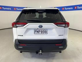 Photo '6' of Toyota Rav4