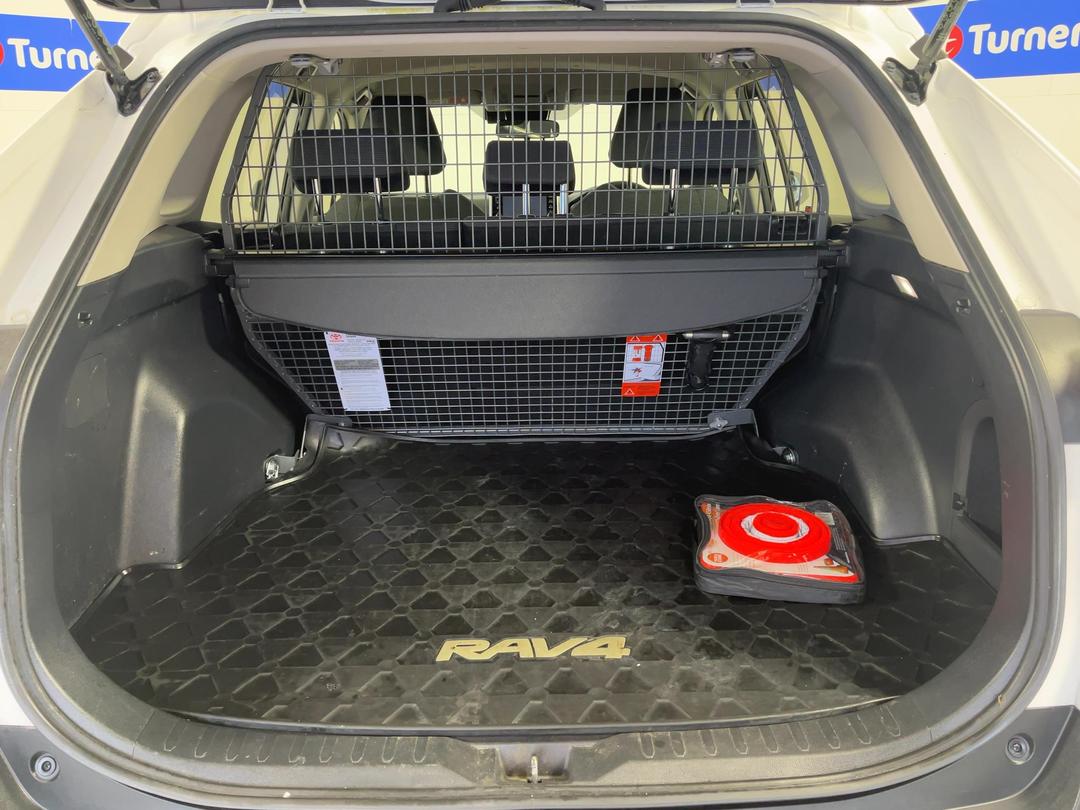Photo '14' of Toyota Rav4