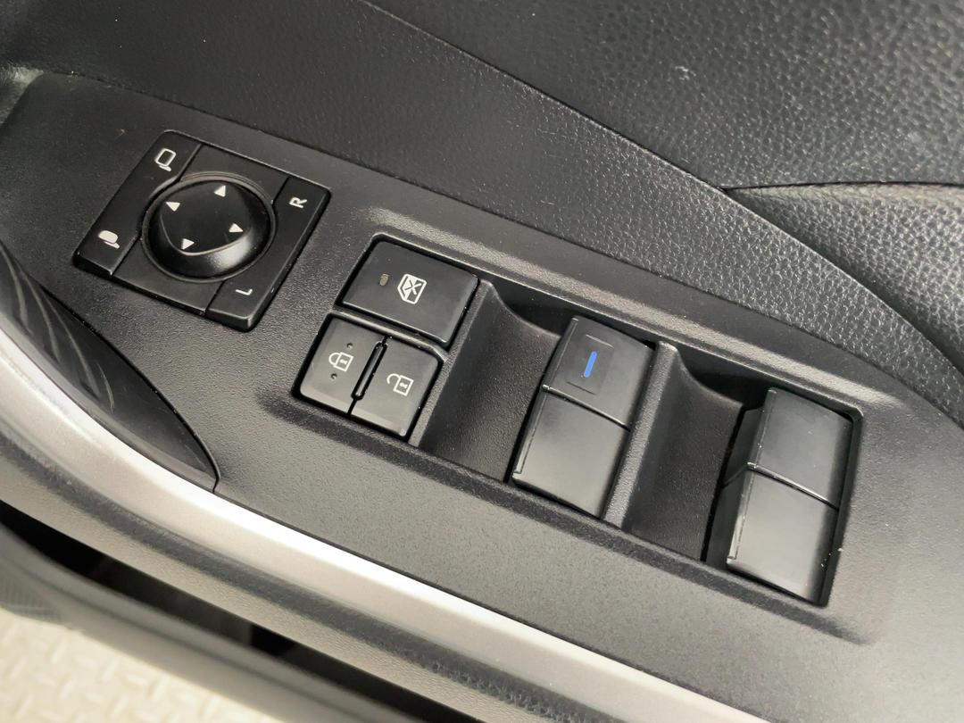 Photo '24' of Toyota Rav4