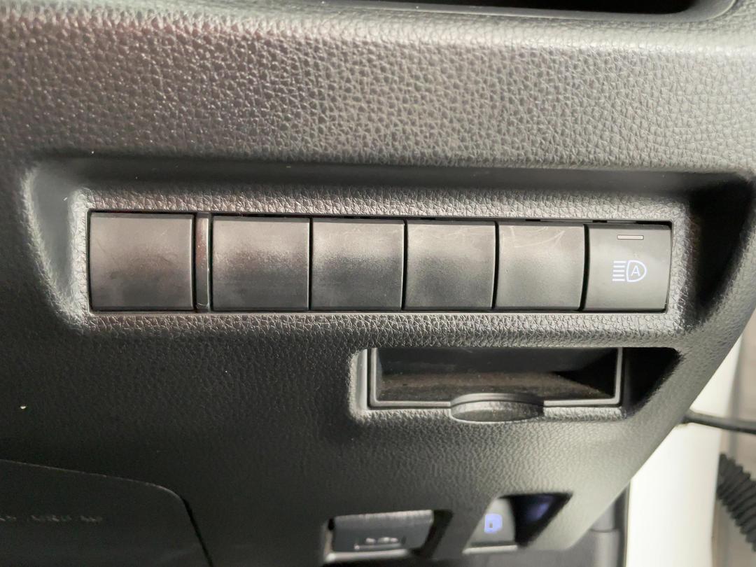 Photo '25' of Toyota Rav4