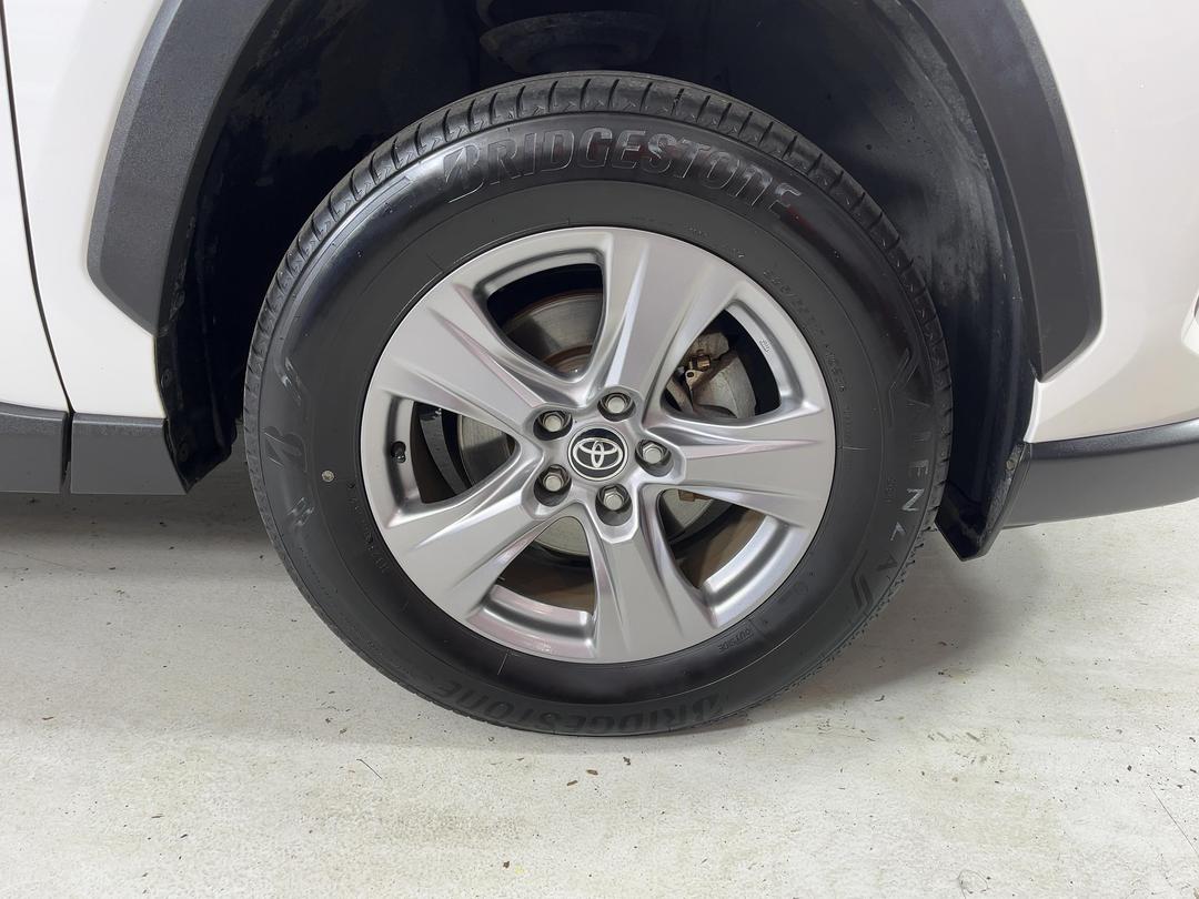 Photo '9' of Toyota Rav4