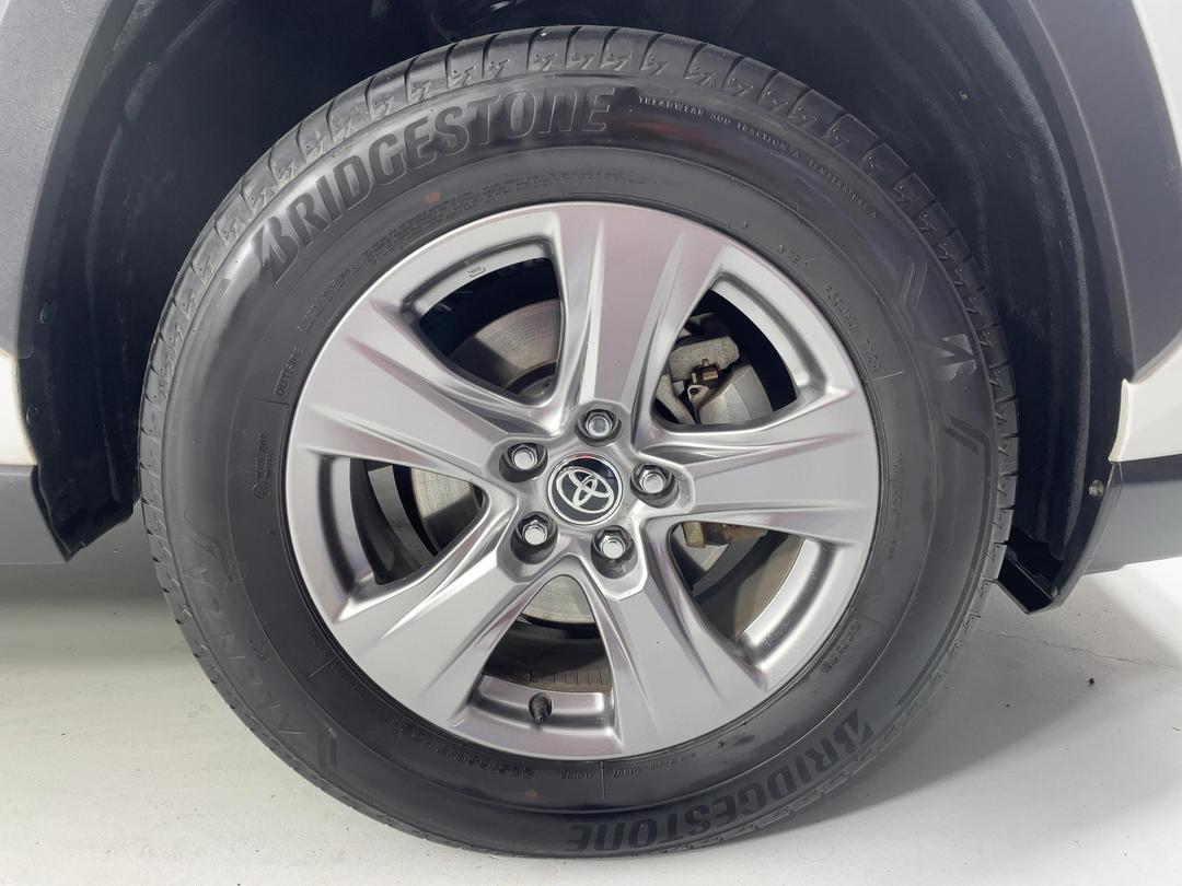 Photo '9' of Toyota Rav4