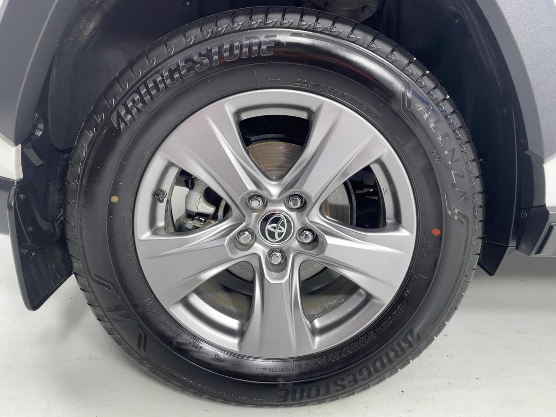 Photo '12' of Toyota Rav4