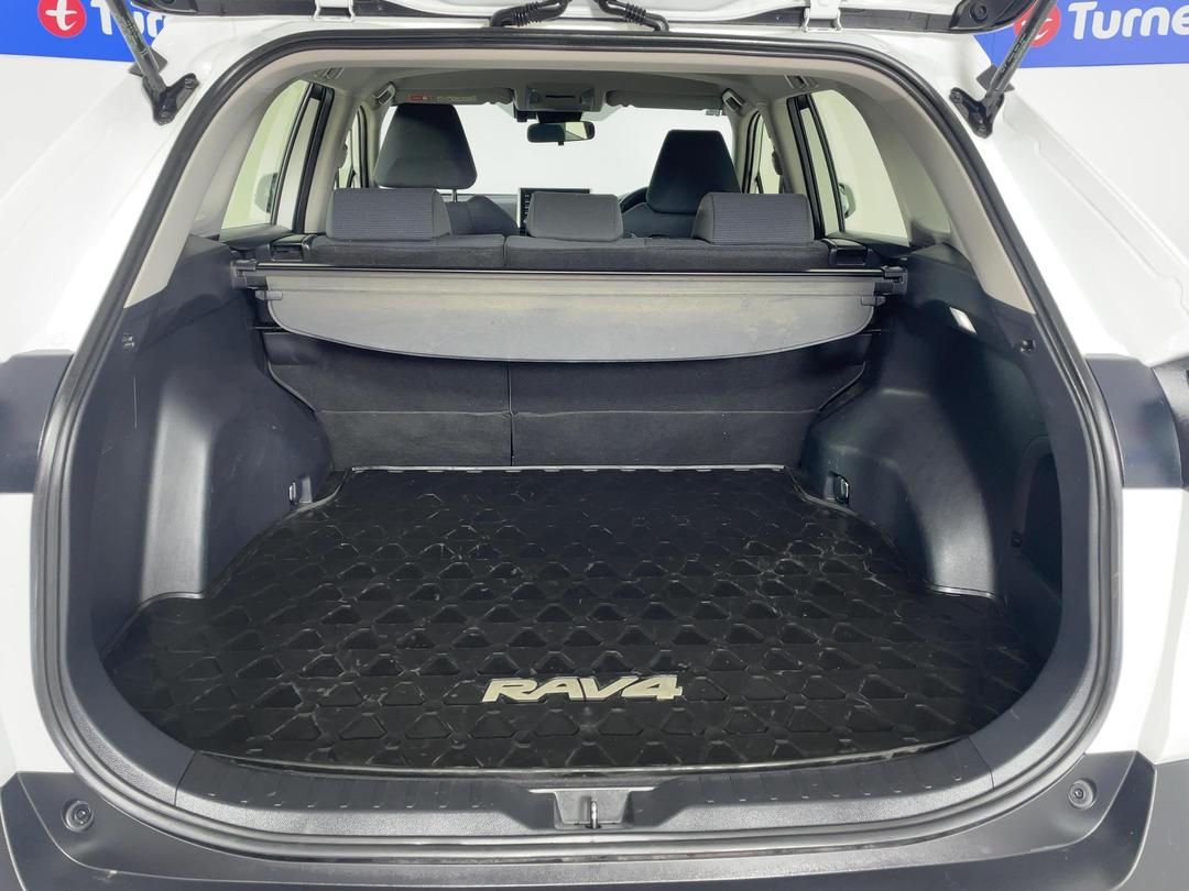 Photo '14' of Toyota Rav4