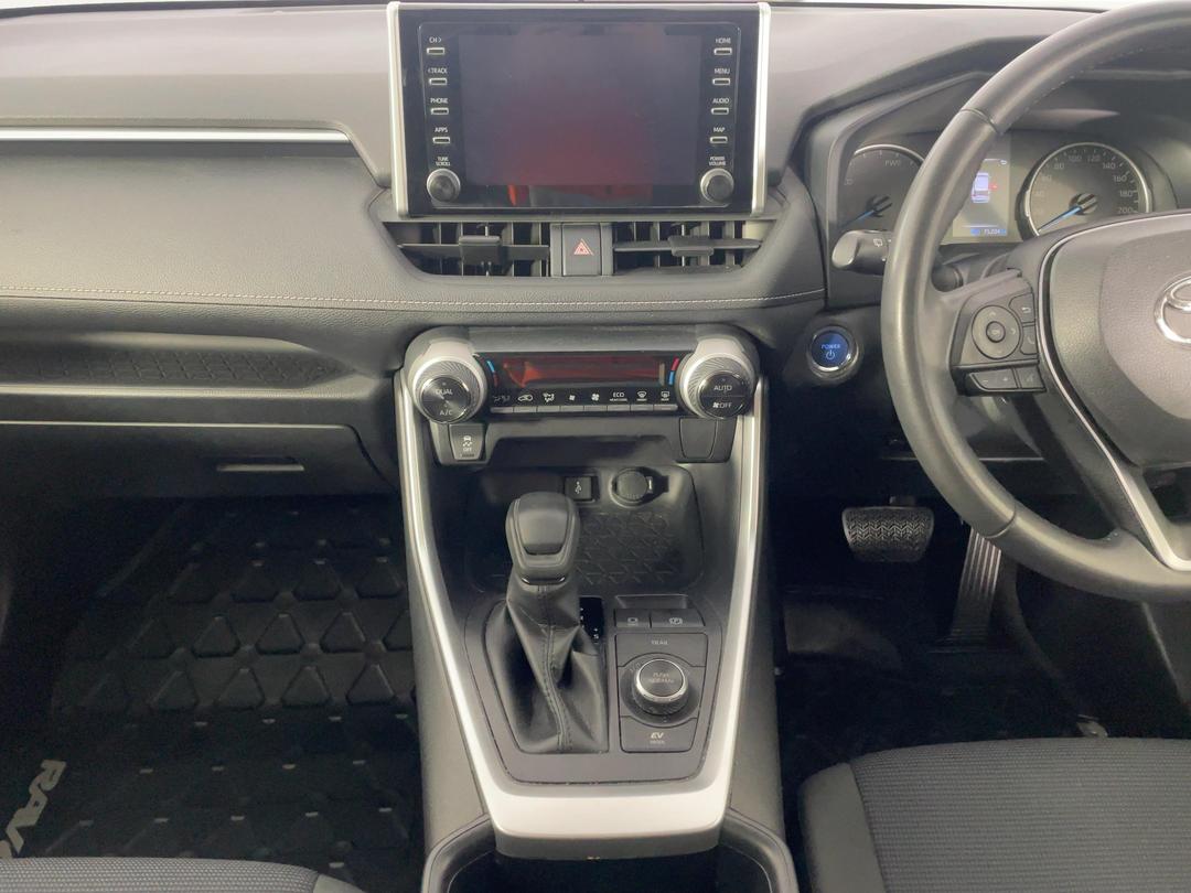 Photo '18' of Toyota Rav4