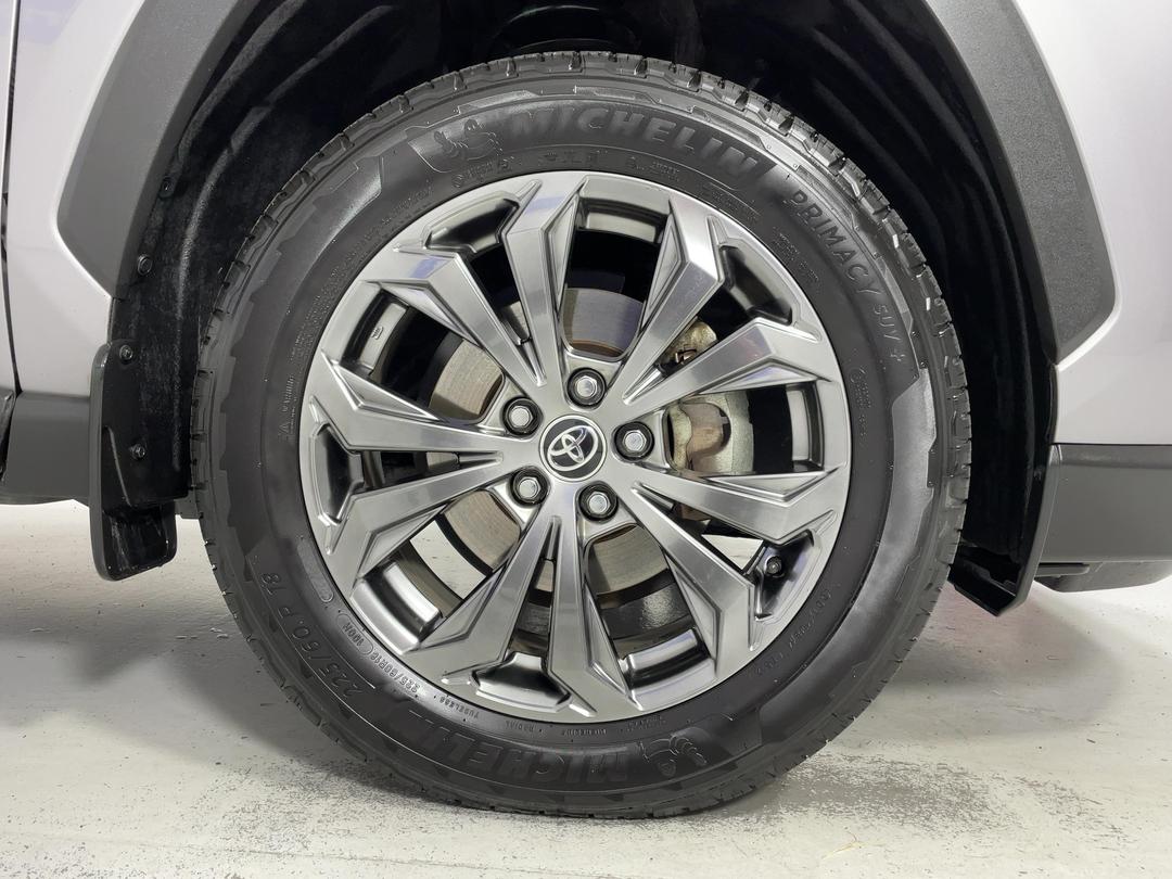 Photo '9' of Toyota Rav4