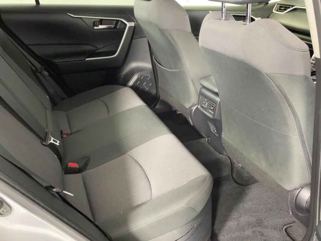 Photo '20' of Toyota Rav4