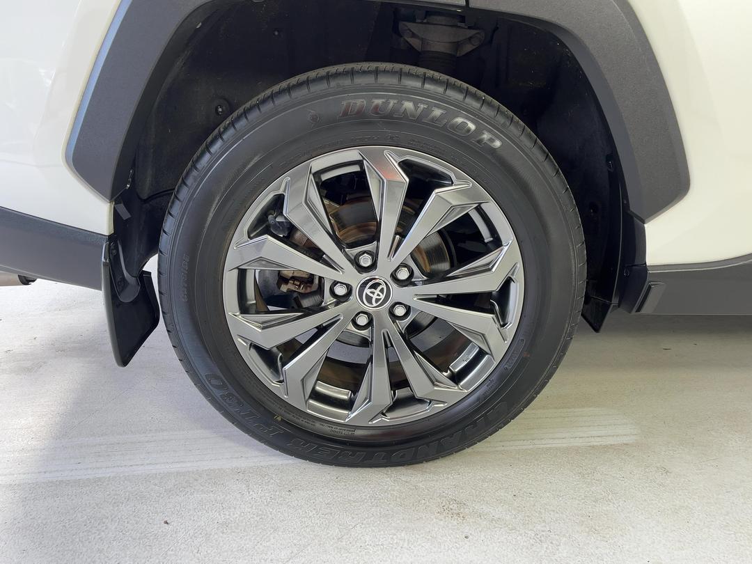 Photo '12' of Toyota Rav4