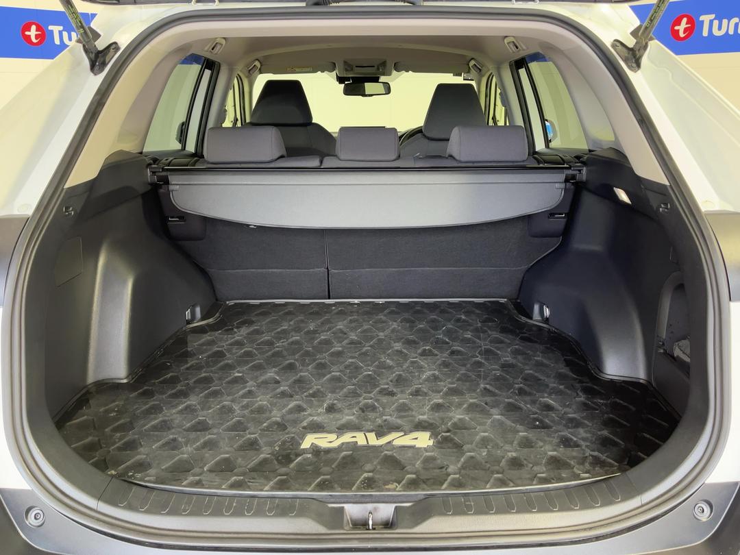 Photo '14' of Toyota Rav4