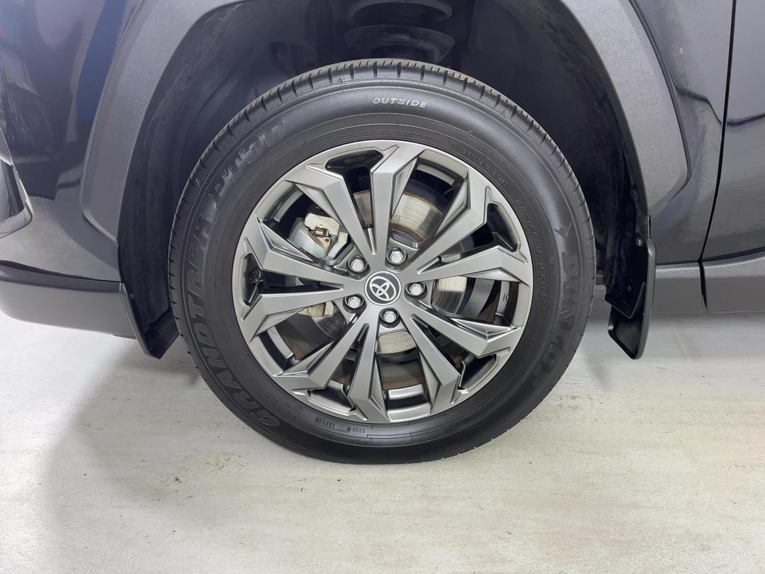 Photo '10' of Toyota Rav4