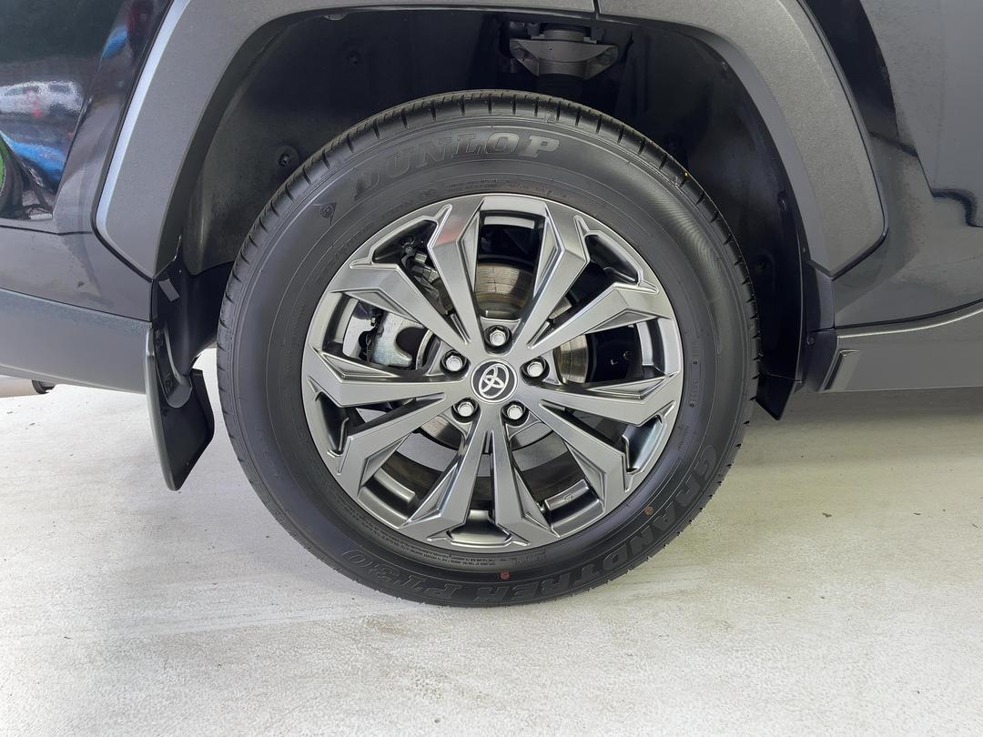 Photo '12' of Toyota Rav4