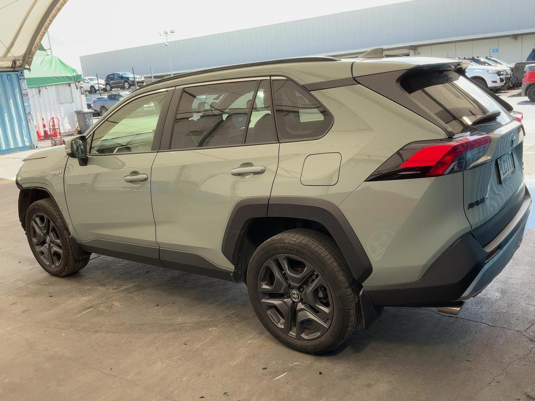 Photo '9' of Toyota Rav4 Adventure Photo '9' of Toyota Rav4 Adventure