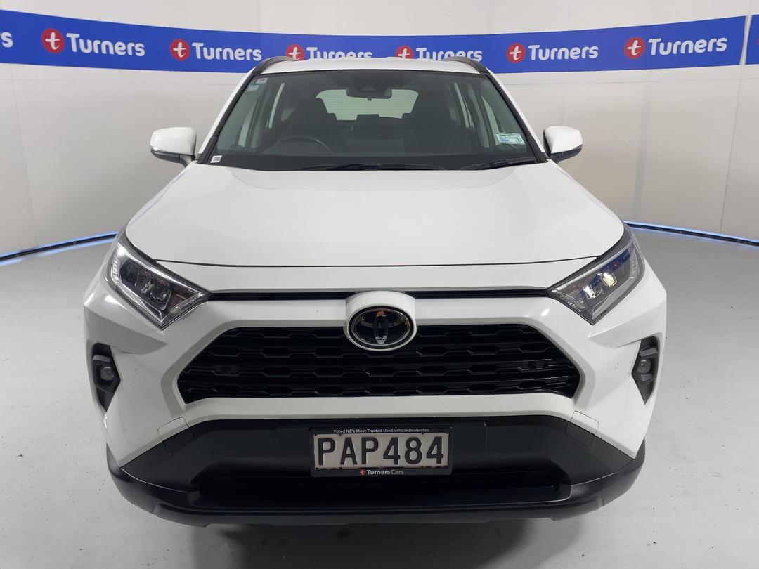 Photo '2' of Toyota Rav4