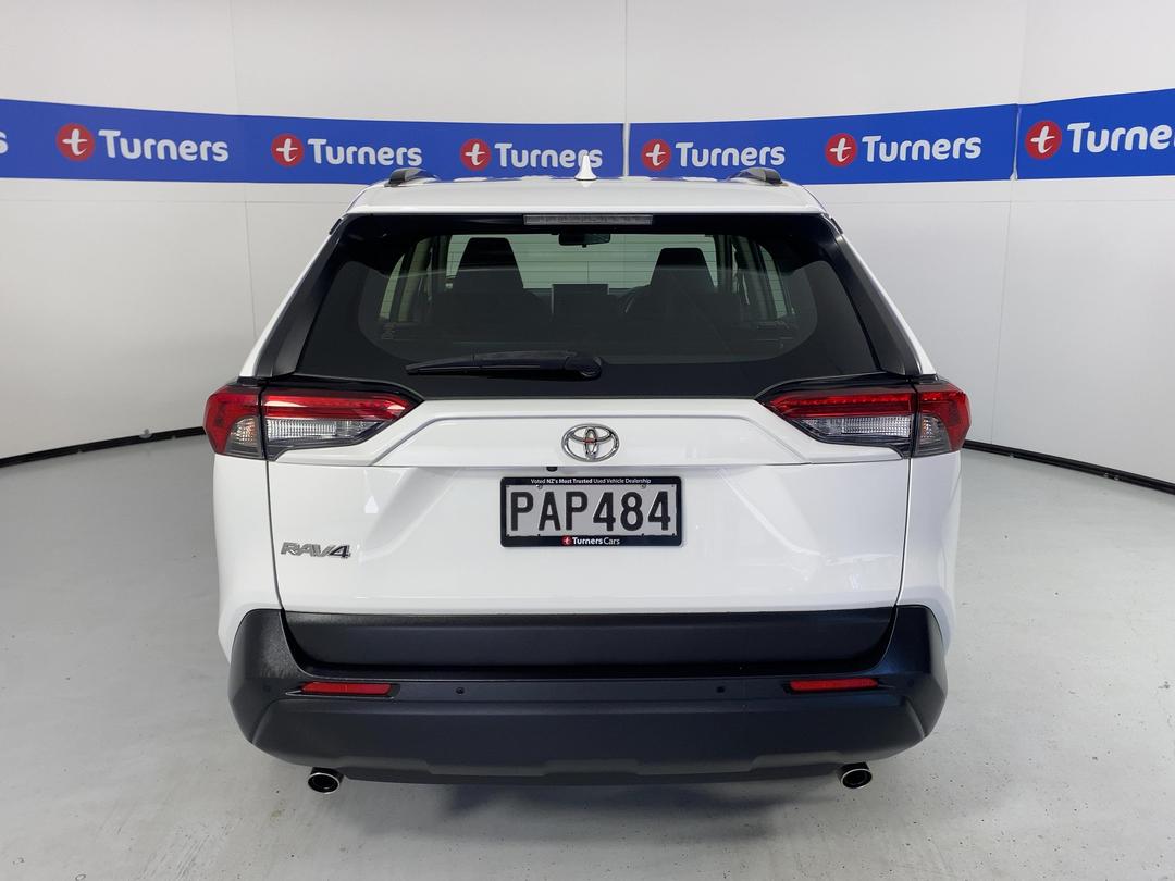 Photo '6' of Toyota Rav4