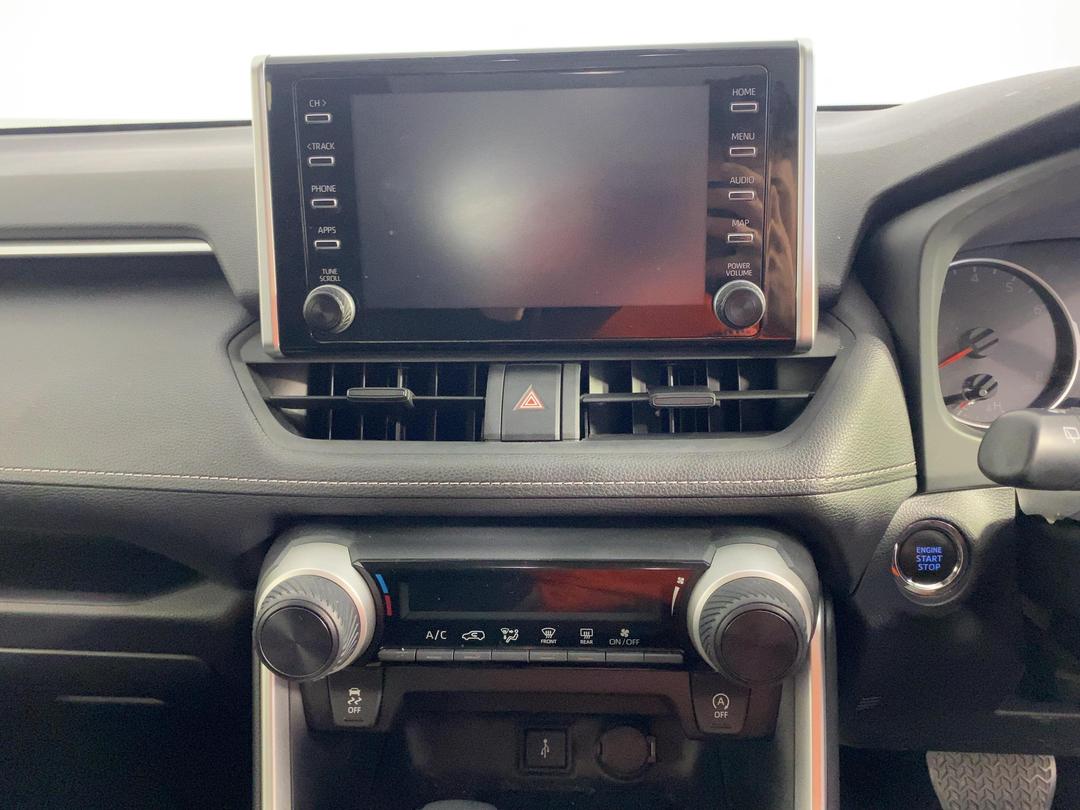 Photo '18' of Toyota Rav4