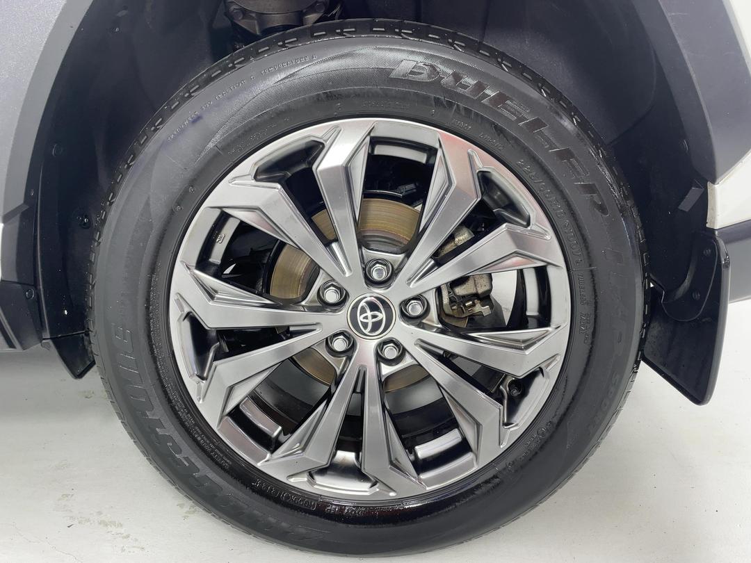 Photo '11' of Toyota Rav4