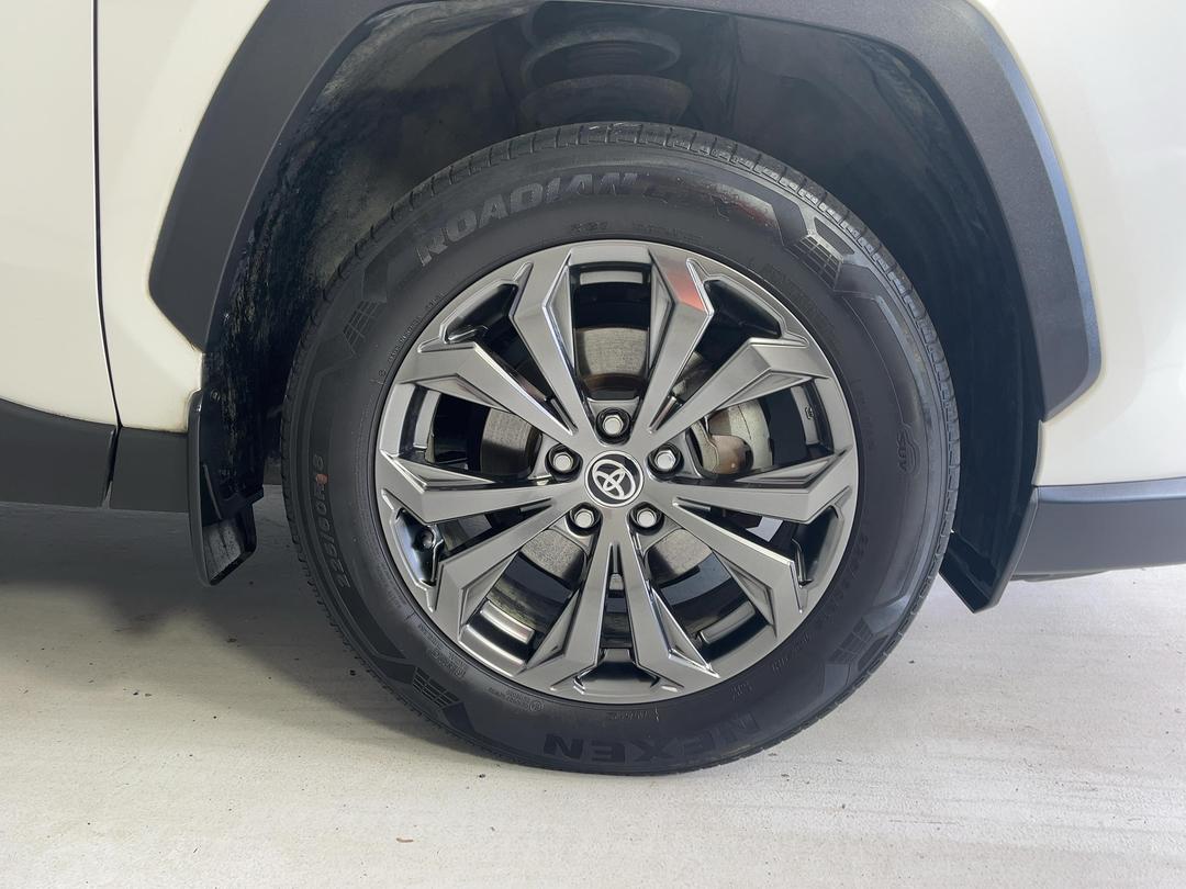 Photo '9' of Toyota Rav4