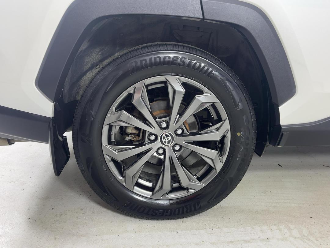Photo '12' of Toyota Rav4