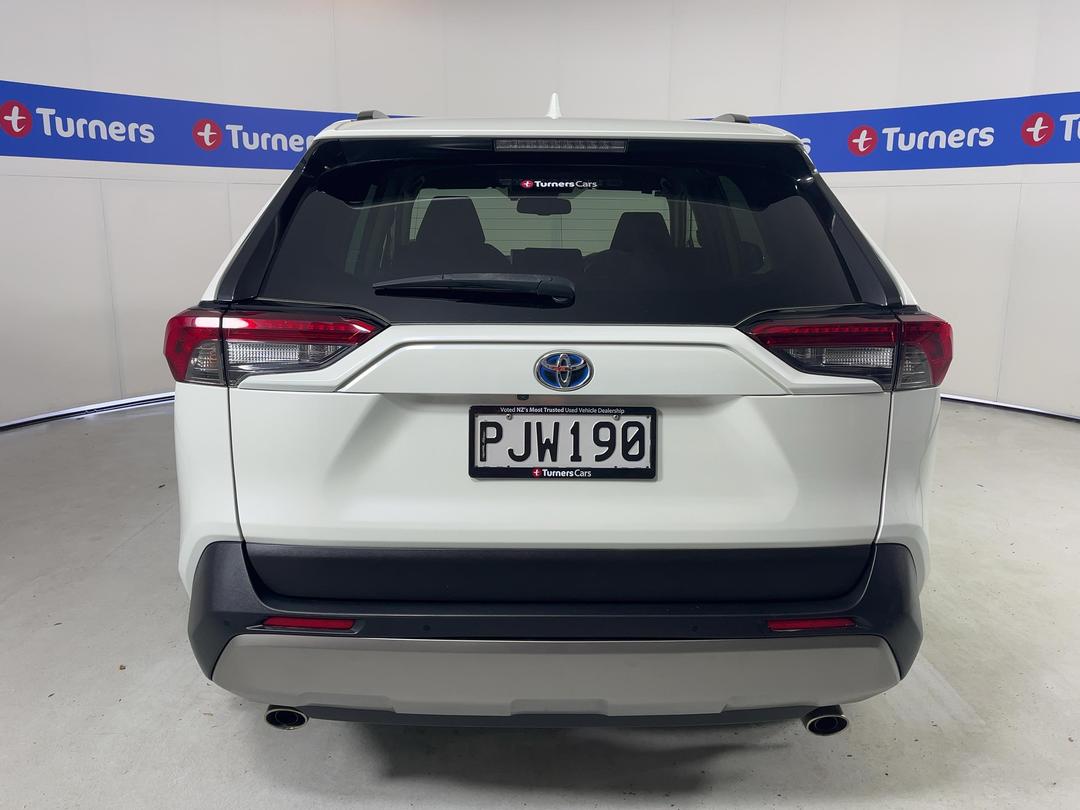 Photo '6' of Toyota Rav4