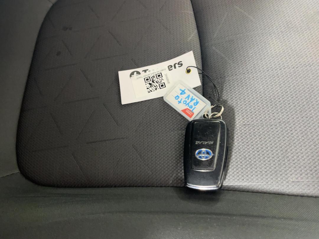 Photo '22' of Toyota Rav4