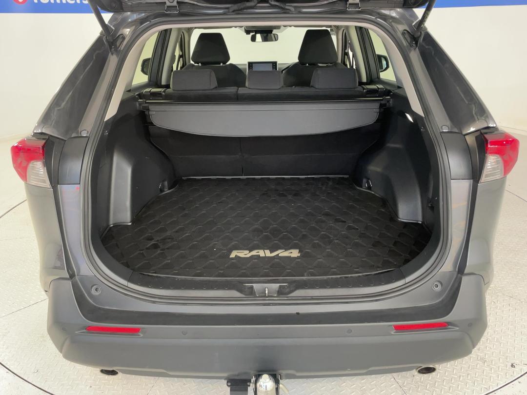 Photo '14' of Toyota Rav4