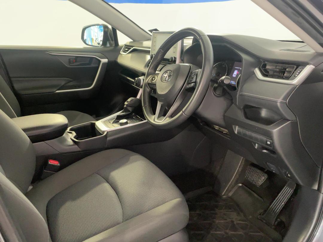Photo '16' of Toyota Rav4