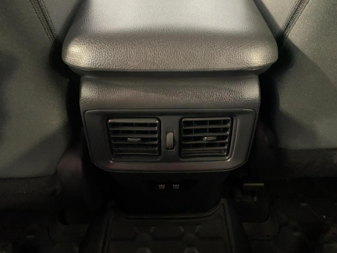 Photo '23' of Toyota Rav4