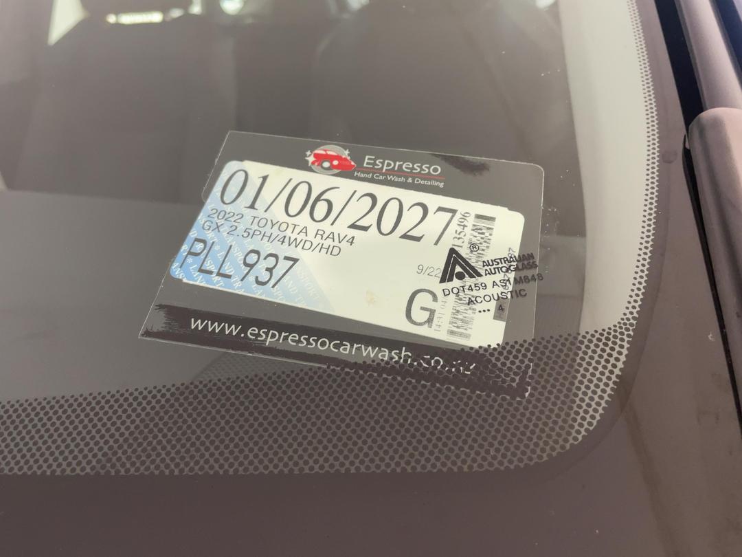 Photo '28' of Toyota Rav4