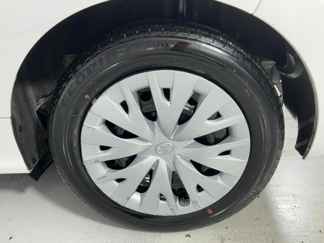 Photo '11' of Toyota Yaris