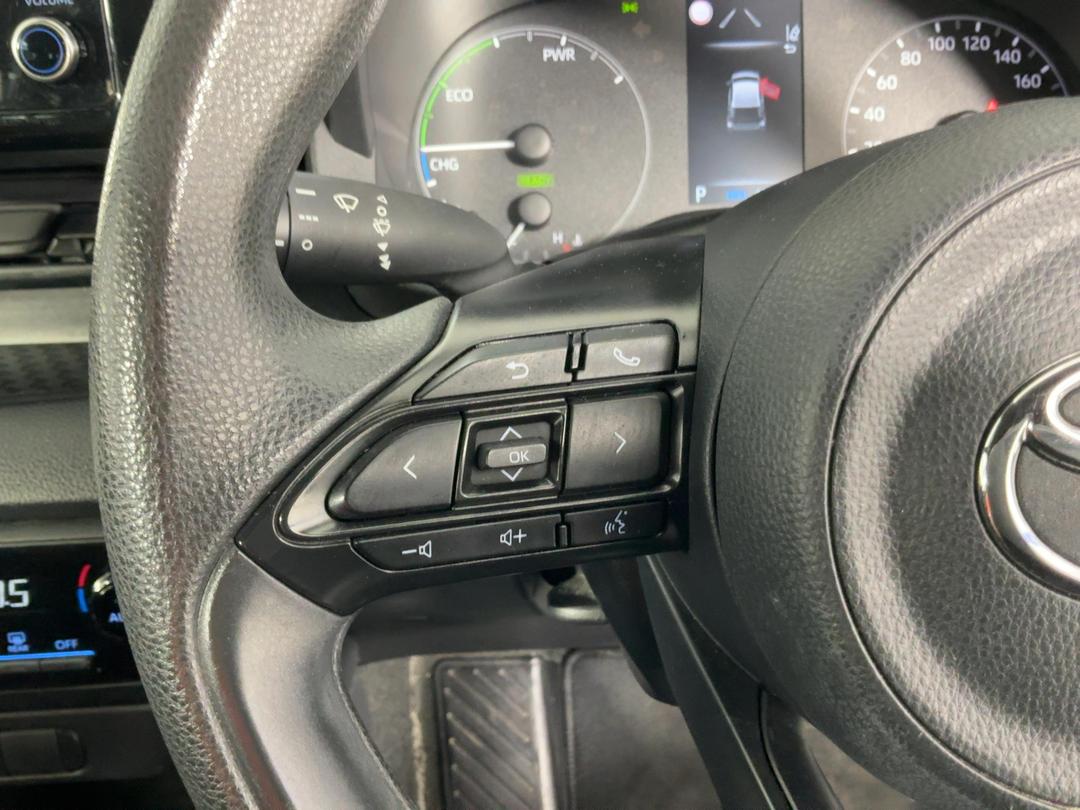 Photo '23' of Toyota Yaris
