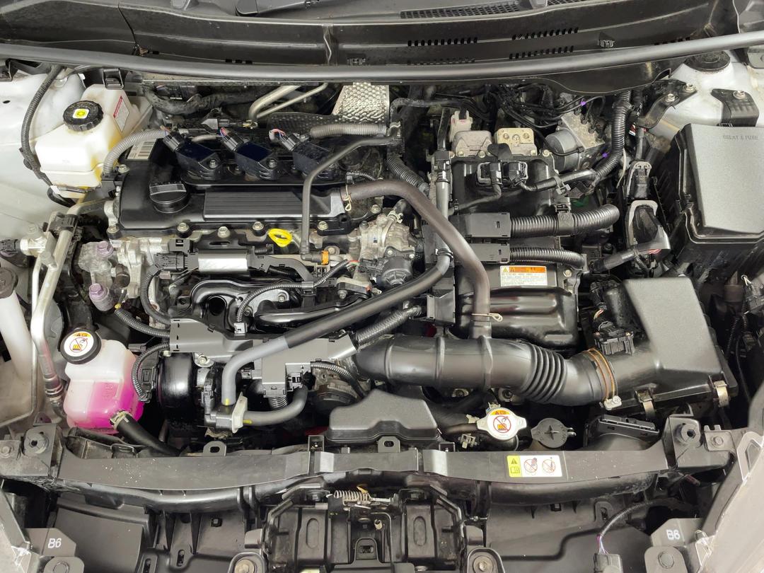 Photo '13' of Toyota Yaris
