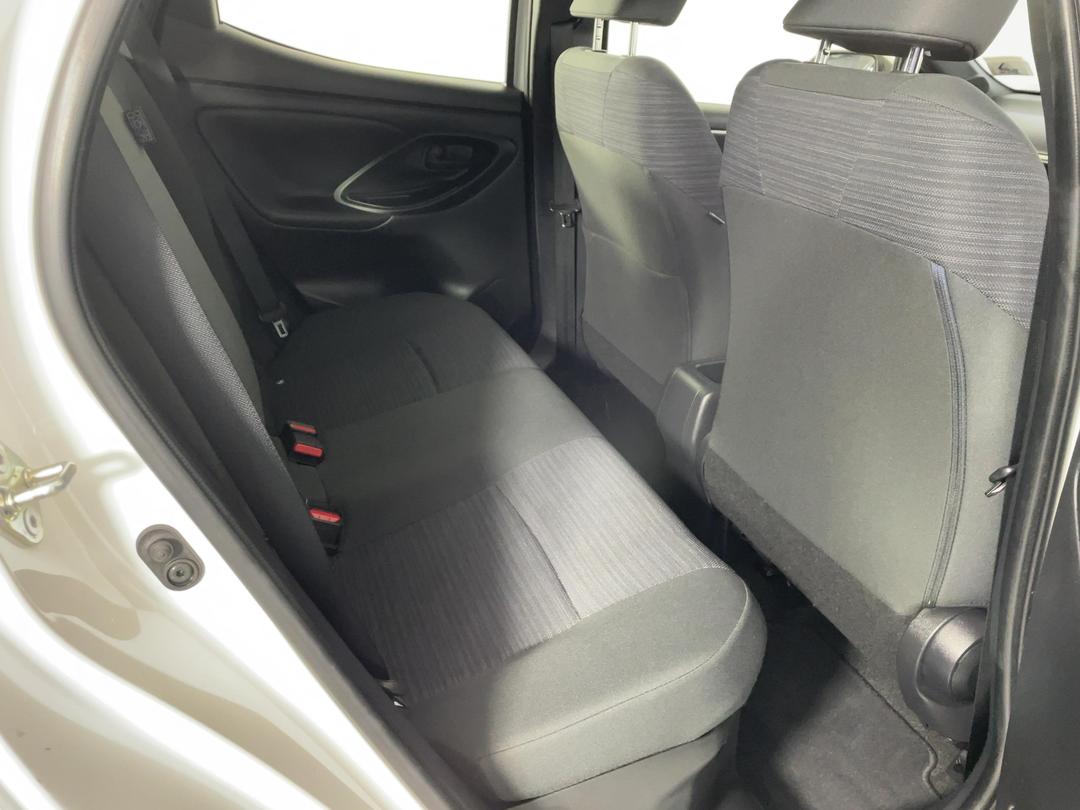 Photo '20' of Toyota Yaris