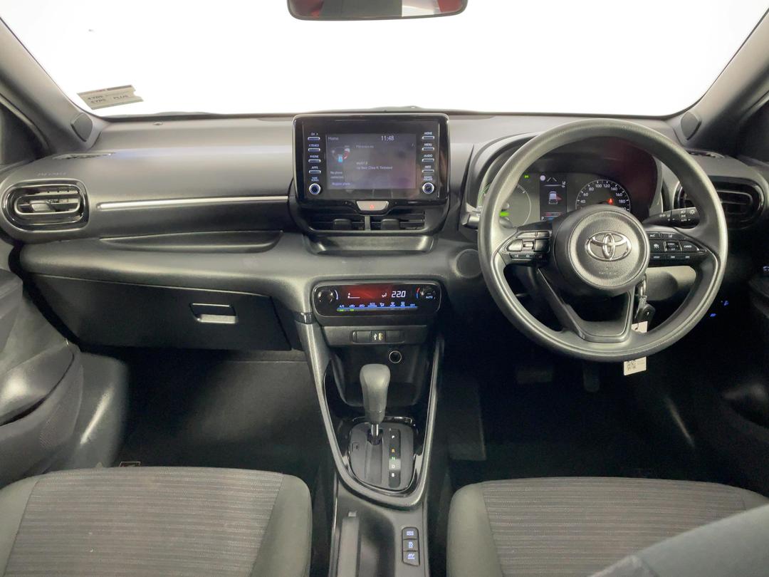 Photo '17' of Toyota Yaris