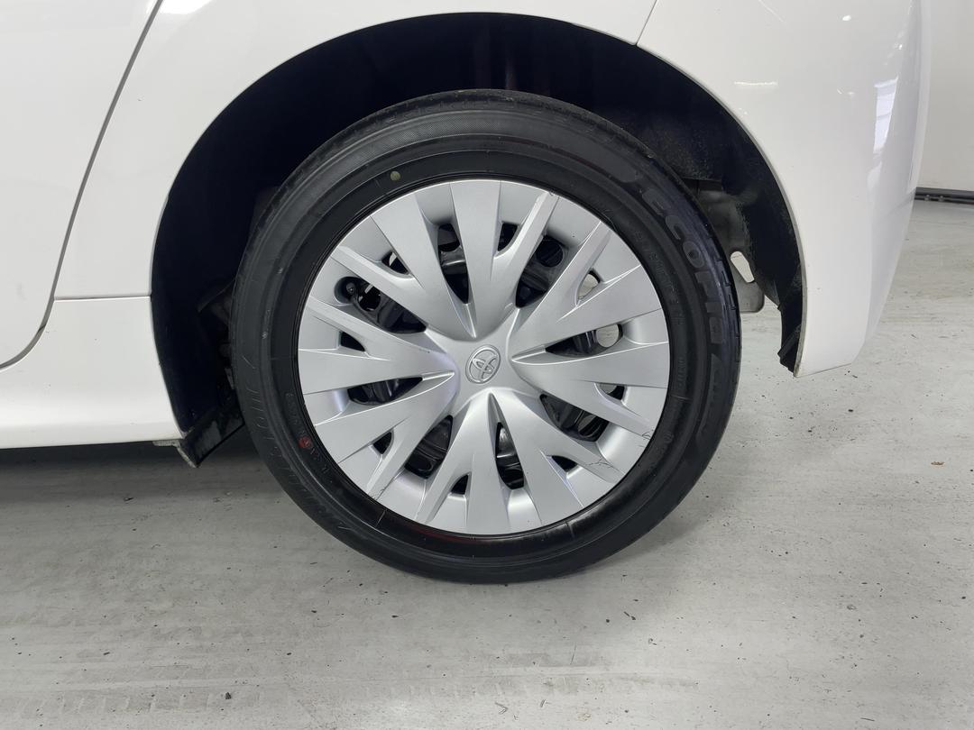 Photo '11' of Toyota Yaris