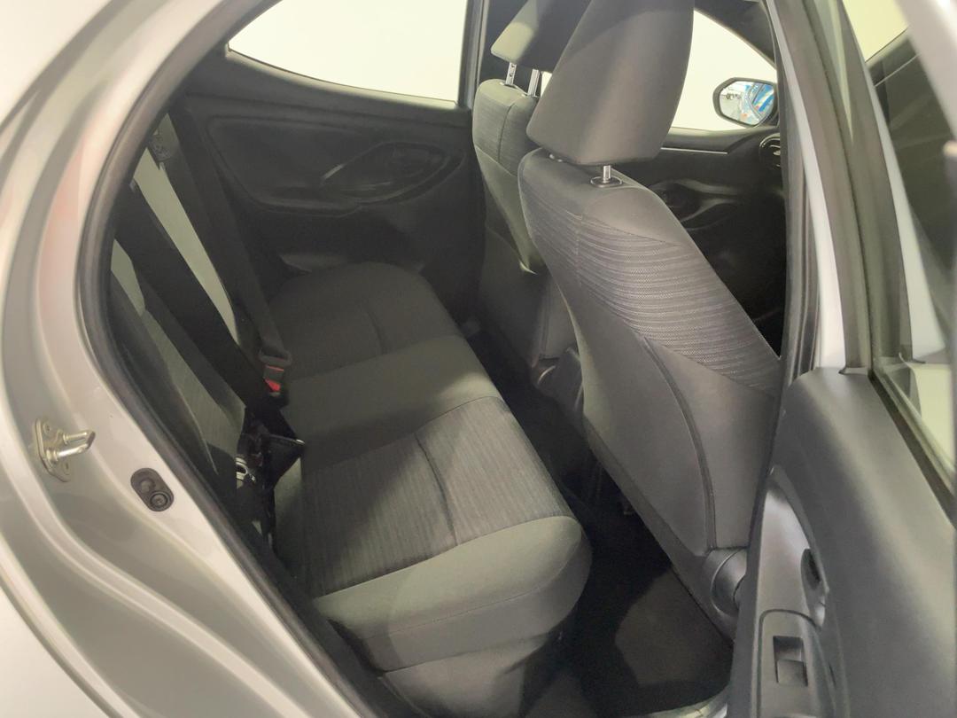 Photo '20' of Toyota Yaris