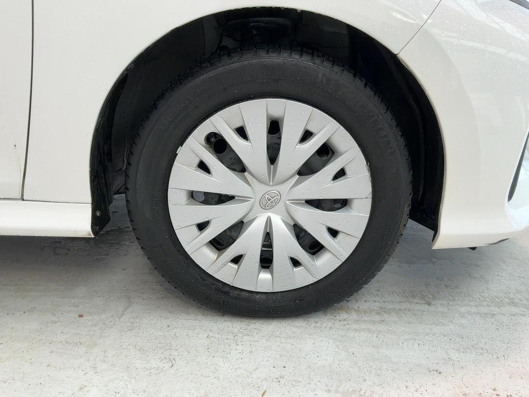 Photo '9' of Toyota Yaris
