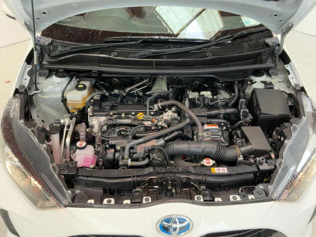 Photo '13' of Toyota Yaris