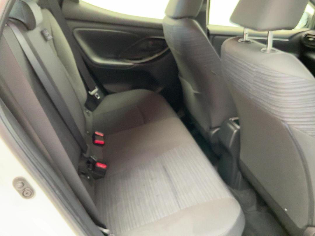 Photo '20' of Toyota Yaris