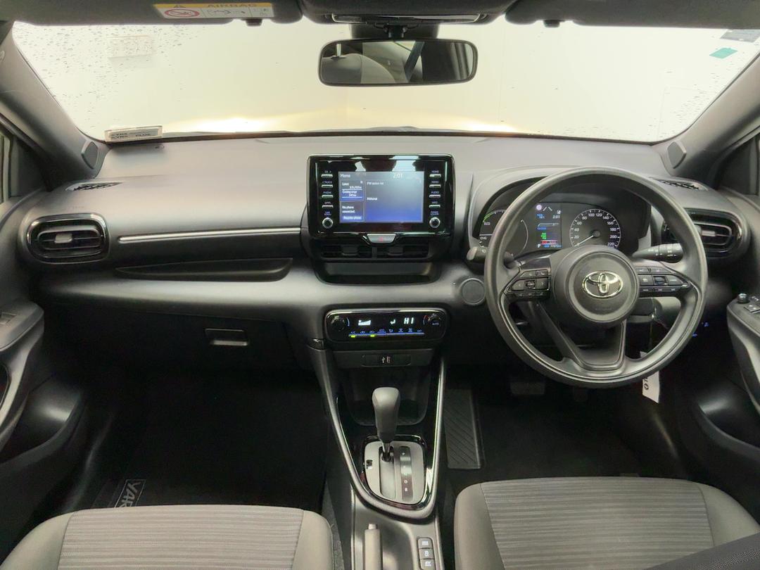 Photo '17' of Toyota Yaris