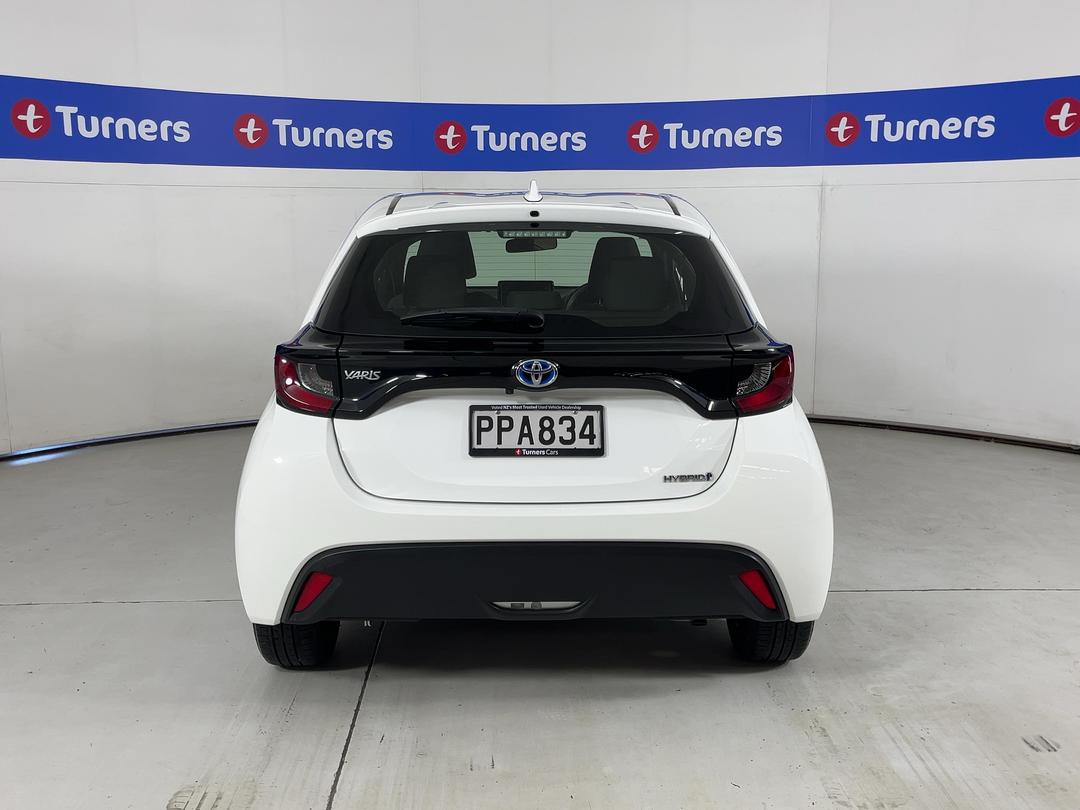 Photo '6' of Toyota Yaris