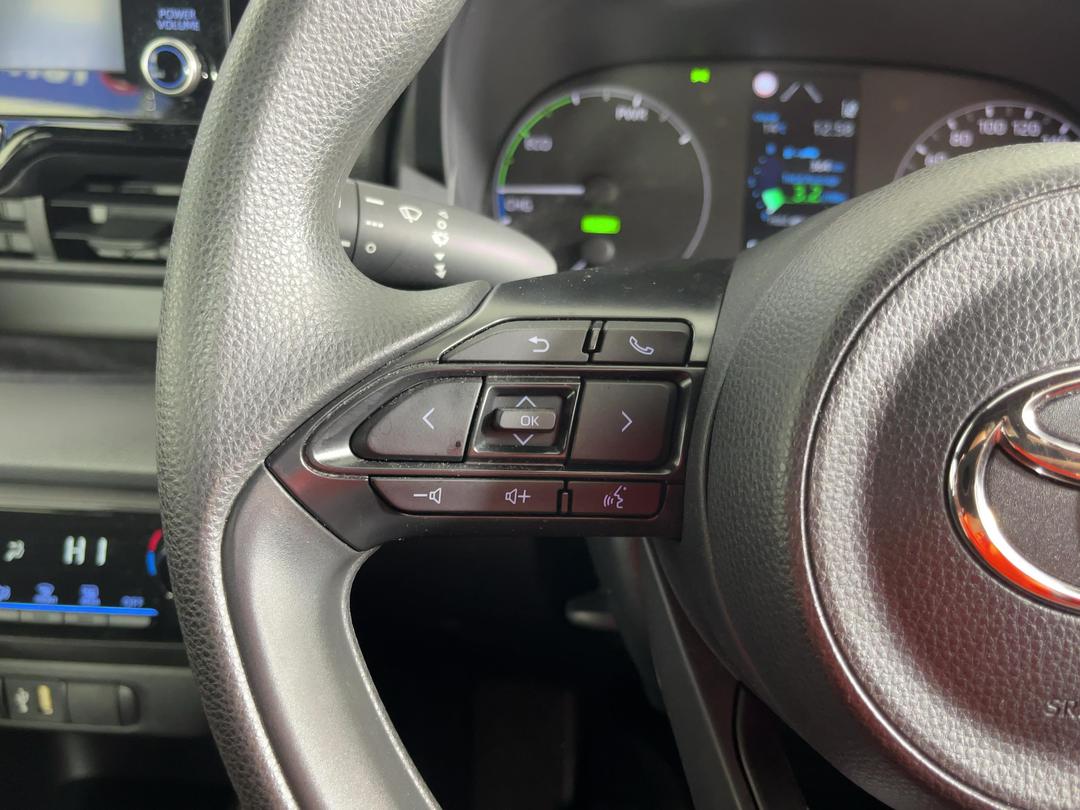 Photo '24' of Toyota Yaris