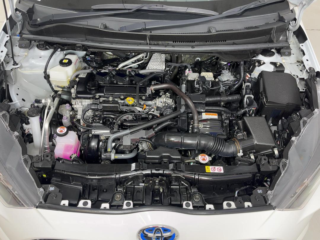 Photo '13' of Toyota Yaris