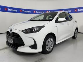 Photo '4' of Toyota Yaris