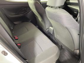 Photo '20' of Toyota Yaris