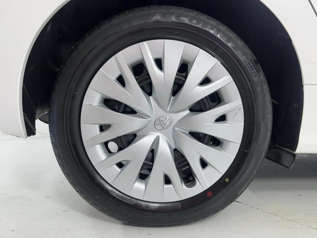 Photo '12' of Toyota Yaris
