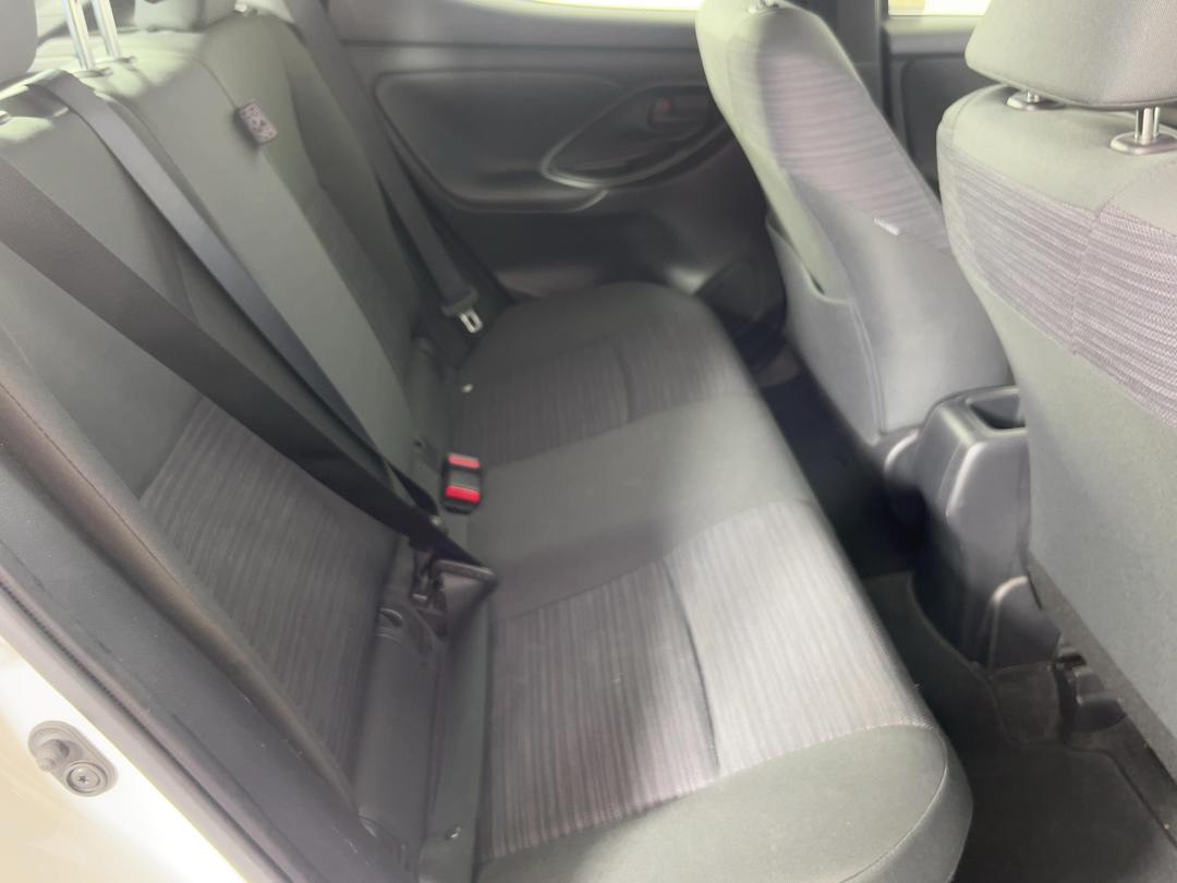 Photo '20' of Toyota Yaris