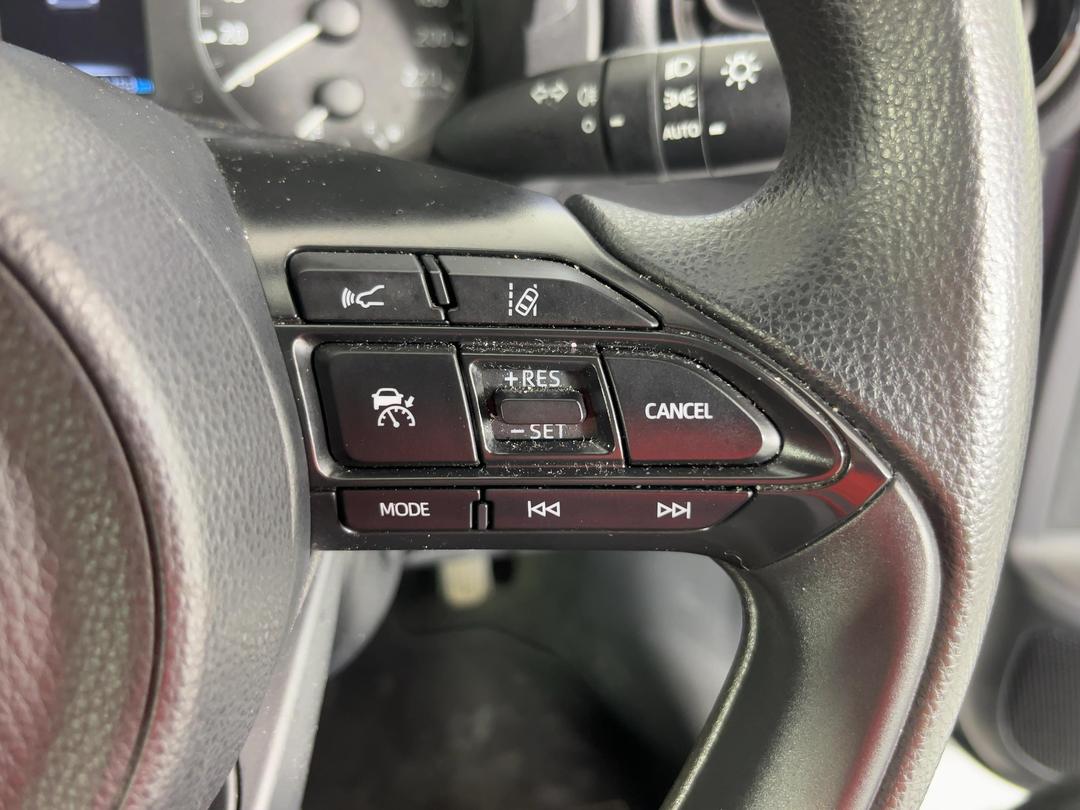 Photo '23' of Toyota Yaris